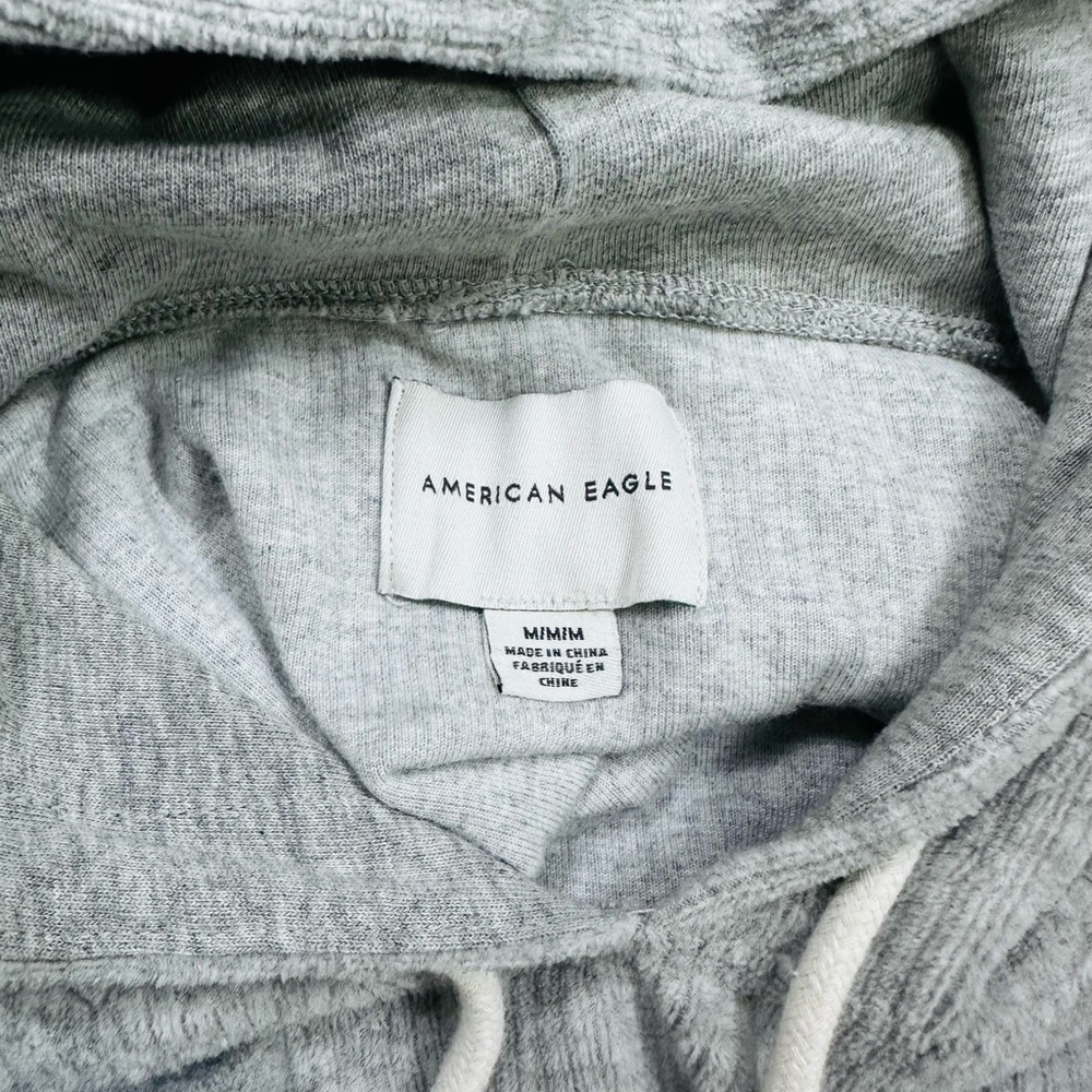 American Eagle Gray Knit Cropped Hoodie Sweater Drawstring Pocket Women’s M - Picture 8 of 8